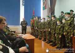 Священник посетил церемониал приведения к присяге «Юного усовца» учащихся военно-патриотических классов Священник посетил церемониал приведения к присяге «Юного усовца» учащихся военно-патриотических классов