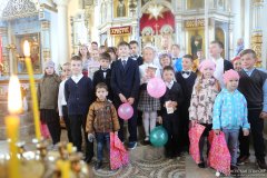 В храме поселка Зельва состоялся утренник воскресной школы в честь дня святых жен-мироносиц