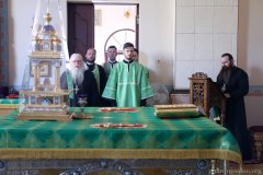 Накануне дня Святой Троицы Епископ Антоний совершил всенощное бдение в Покровском соборе