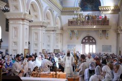 В Троицкую родительскую субботу епископ Антоний совершил Божественную литургию и панихиду в Покровском соборе