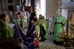 Епископ Антоний совершил в Покровском соборе молебен с чтением акафиста Пресвятой Богородице