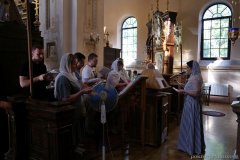 Епископ Антоний совершил в Покровском соборе молебен с чтением акафиста Пресвятой Богородице