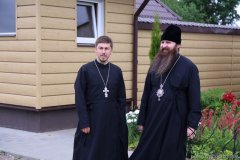 Епископ Антоний ознакомился с ходом строительных работ на приходе храма святителя Спиридона Тримифунтского