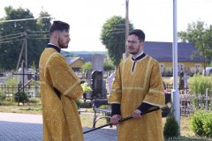 Епіскап Антоній узначаліў служэнне літургіі ў Крыжаўздзвіжанскім храме вёскі Свіслач 