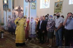 Епіскап Антоній узначаліў служэнне літургіі ў Крыжаўздзвіжанскім храме вёскі Свіслач 