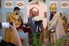 Епіскап Антоній узначаліў служэнне літургіі ў Крыжаўздзвіжанскім храме вёскі Свіслач 