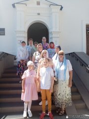 Паломническая поездка прихожан Свято-Михайловской церкви Скиделя в Сынковичи и Жировичи.