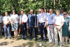 Мостовчане и зельвенцы почтили память погибших в годы Великой Отечественной войны