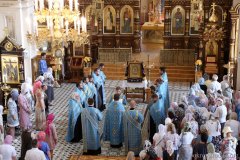 В Покровский кафедральный собор доставлена икона Божией Матери "Умиление" (Локотская)