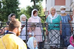 В Покровском соборе проводили мироточивую икону Божией Матери «Умиление» (Локотская)