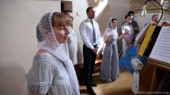 Епископ Антоний возглавил в Покровском соборе Божественную литургию и молебен о мире и единстве народа Божия