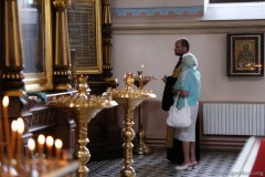 Епископ Антоний возглавил в Покровском соборе Божественную литургию и молебен о мире и единстве народа Божия