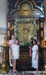 Накануне праздника Казанской иконы Божией Матери Епископ Антоний совершил всенощное бдение в Свято-Покровском соборе