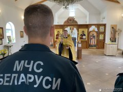 В храме в честь Августовской иконы Божией Матери г. Гродно был совершен молебен всем Белорусским cвятым о мире и единстве народа Божия