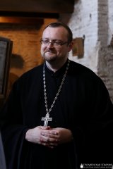 Посол Российской федерации посетил Борисо-Глебский храм на Коложе