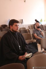 Преосвященный Антоний провёл рабочее совещание с сотрудниками епархиальных отделов