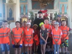 Экскурсия для воспитанников и руководителей летнего лагеря "Дружба" в храме деревни Вертелишки