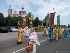 Крестный ход в Мостах