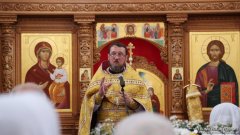 Епіскап Антоній узначаліў Божую літургію ў храме Сабора ўсіх Беларускіх святых у Гродна