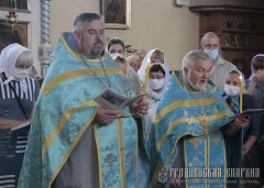 Мироточивая чудотворная икона Божией Матери «Умиление» пребывает в зельвенской церкви