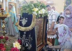 Мироточивая чудотворная икона Божией Матери «Умиление» пребывает в зельвенской церкви