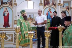 В день памяти преподобного Серафима Саровского епископ Антоний совершил Литургию в храме пророка Илии в агрогородке Обухово (новые фото)