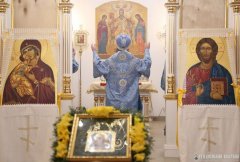 Епископ Антоний совершил ночную литургию с участниками молодёжного слёта Гродненской епархии 