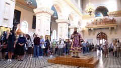 В день празднования Происхождения Честных Древ Животворящего Креста Господня епископ Антоний совершил Божественную литургию в Покровском соборе города Гродно