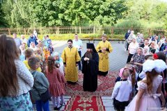 В неделю 8-ю по Пятидесятнице епископ Антоний совершил Божественную литургию в храме в честь иконы Божией  Матери «Всех скорбящих Радость» города Мосты