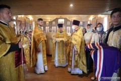 Епископ Антоний совершил Божественную литургию в храме святых Виленских мучеников города Гродно