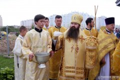 Епископ Антоний совершил Божественную литургию в храме святых Виленских мучеников города Гродно