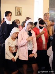 Божественную литургию в храме великомученика и целителя Пантелеимона города Гродно совершил епископ Гродненский и Волковысский Антоний 