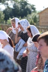 В праздник Раковичской иконы Божией Матери епископ Антоний совершил Божественную литургию в храме Рождества Пресвятой Богородицы деревни Раковичи