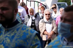 В праздник Раковичской иконы Божией Матери епископ Антоний совершил Божественную литургию в храме Рождества Пресвятой Богородицы деревни Раковичи