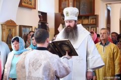 В неделю 9-ю по Пятидесятнице епископ Антоний совершил Божественную литургию в храме в честь святого Архангела Михаила города Щучин