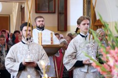 В неделю 9-ю по Пятидесятнице епископ Антоний совершил Божественную литургию в храме в честь святого Архангела Михаила города Щучин