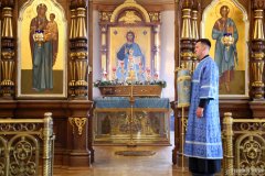 В канун праздника Успения Пресвятой Богородицы Епископ Антоний совершил всенощное бдение в Свято-Покровском соборе