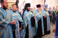 В канун праздника Успения Пресвятой Богородицы Епископ Антоний совершил всенощное бдение в Свято-Покровском соборе