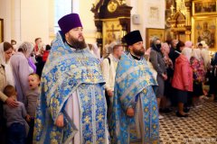 В праздник Успения Пресвятой Богородицы епископ Антоний совершил Божественную литургию в Покровском кафедральном соборе города Гродно