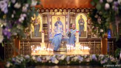 В праздник Успения Пресвятой Богородицы епископ Антоний совершил Божественную литургию в Покровском кафедральном соборе города Гродно