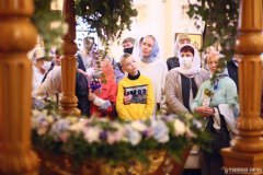 В праздник Успения Пресвятой Богородицы епископ Антоний совершил Божественную литургию в Покровском кафедральном соборе города Гродно