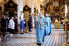 Епископ Антоний совершил всенощное бдение с чином Погребения Пресвятой Богородицы в Покровском соборе