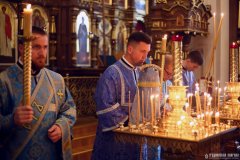 Епископ Антоний совершил всенощное бдение с чином Погребения Пресвятой Богородицы в Покровском соборе