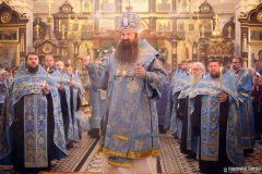 Епископ Антоний совершил всенощное бдение с чином Погребения Пресвятой Богородицы в Покровском соборе