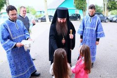 Епископ Антоний совершил Божественную литургию в храме святителя Николая Чудотворца Большой Берестовицы