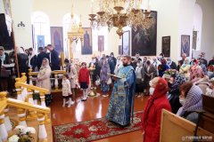 Епископ Антоний совершил Божественную литургию в храме святителя Николая Чудотворца Большой Берестовицы
