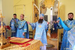 Епископ Антоний совершил Божественную литургию в храме святителя Николая Чудотворца Большой Берестовицы