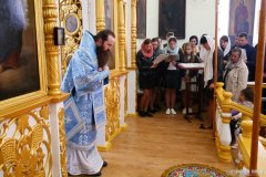 Епископ Антоний совершил Божественную литургию в храме святителя Николая Чудотворца Большой Берестовицы