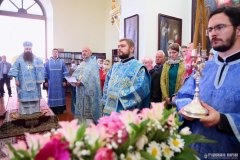 Епископ Антоний совершил Божественную литургию в храме святителя Николая Чудотворца Большой Берестовицы