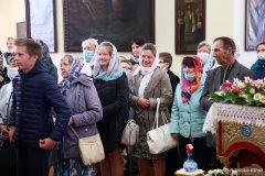 Епископ Антоний совершил Божественную литургию в храме святителя Николая Чудотворца Большой Берестовицы